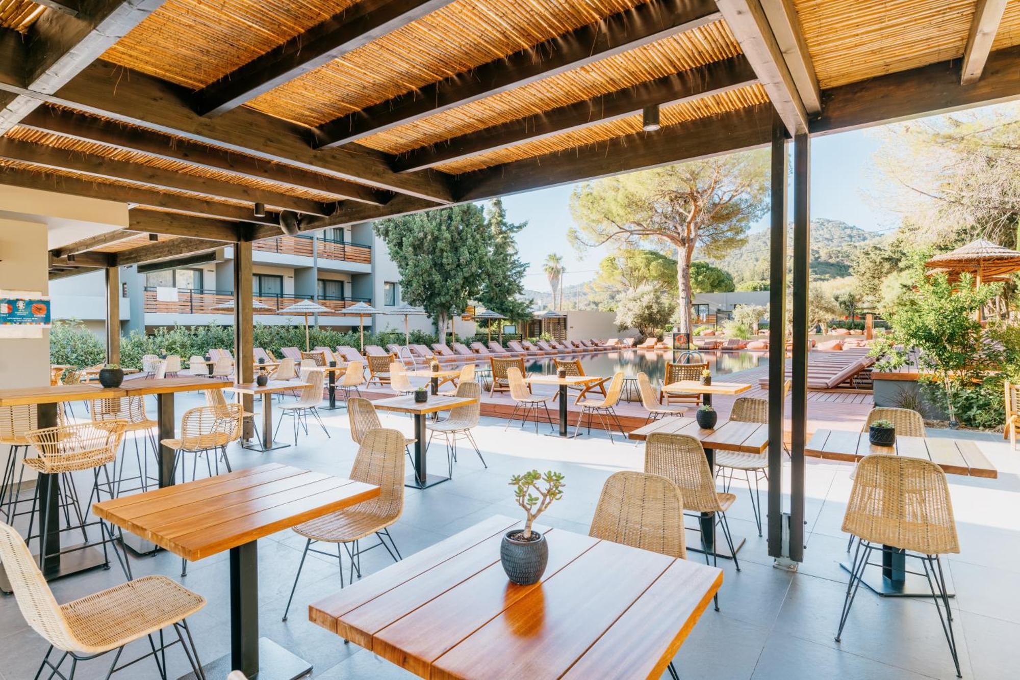 Cook's Club Rhodes Hotel 4*